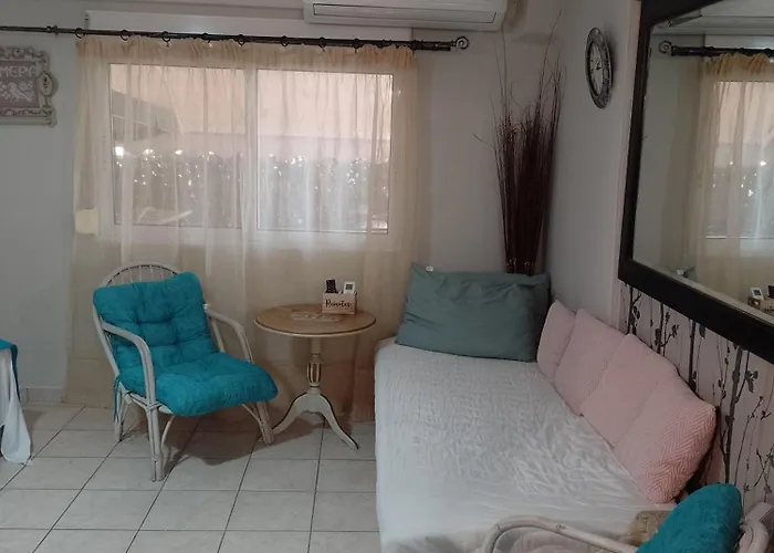 Spacious Fully Equipped Dora Holidays By The Sea At