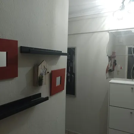 ολόκληρο Fully Equipped Dora Comfortable Holidays Apartment Flogita