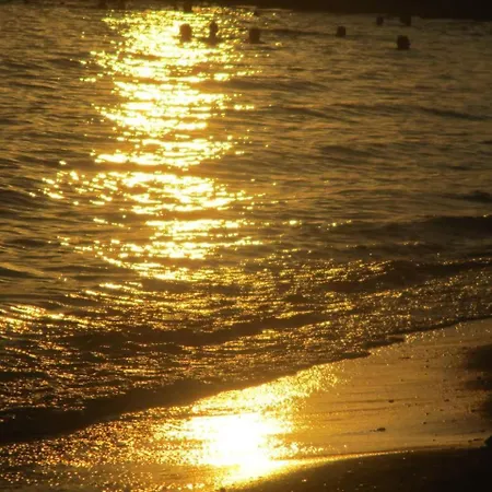 Spacious Fully Equipped Dora Holidays By The Sea At * Φλογητά