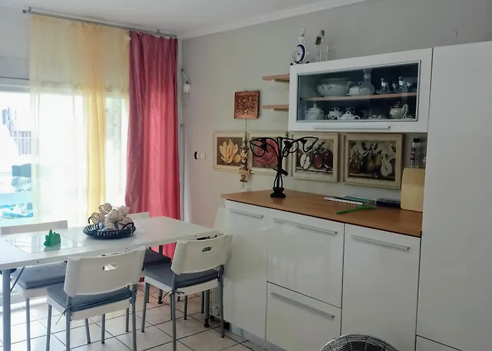 Lejlighed Spacious Fully Equipped Dora Holidays By The Sea At Flogita