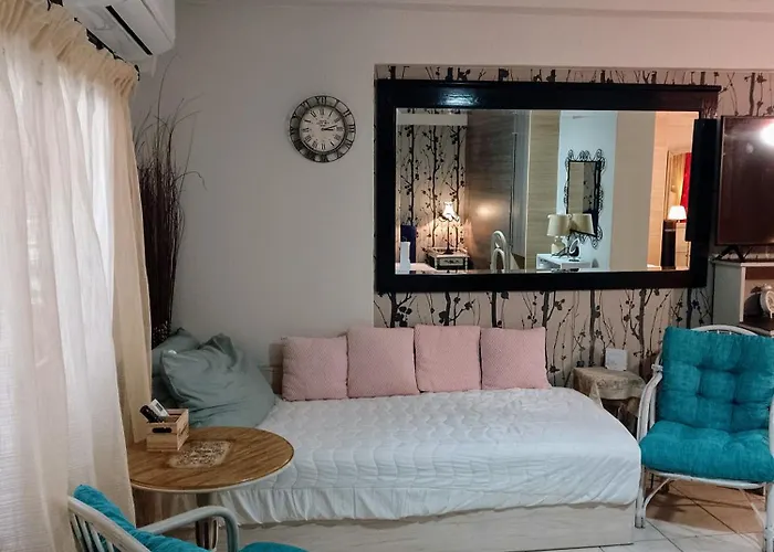 Spacious Fully Equipped Dora Holidays By The Sea At * Flogita