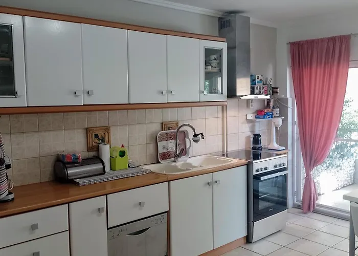 Spacious Fully Equipped Dora Holidays By The Sea At Lejlighed Flogita